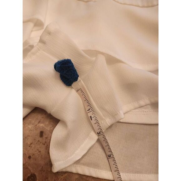Altar'd State white belted adjustable spaghetti strap romper size medium - Picture 5 of 11